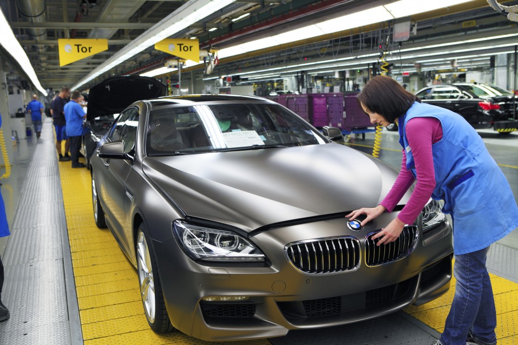 BMW wins J.D. Power awards.