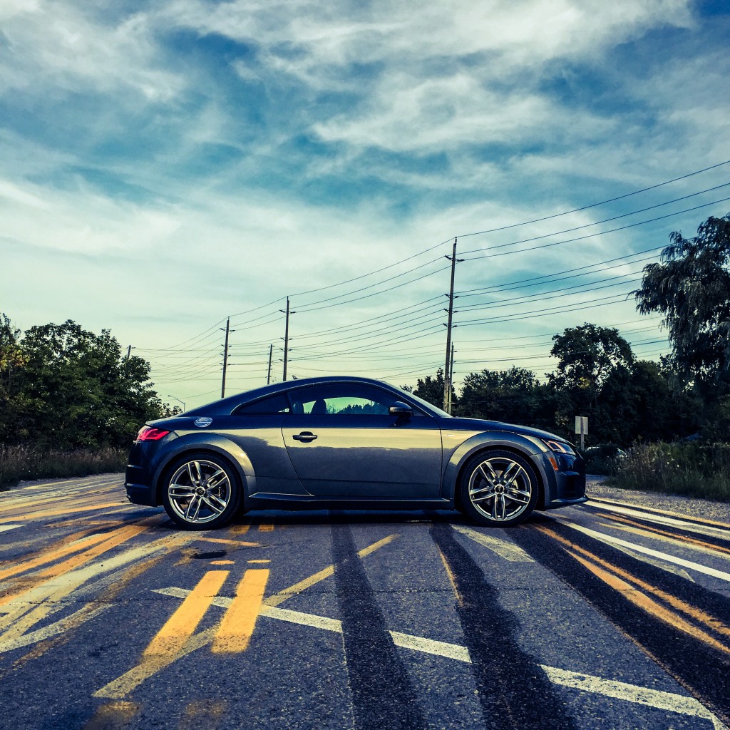 2016 Audi TT.