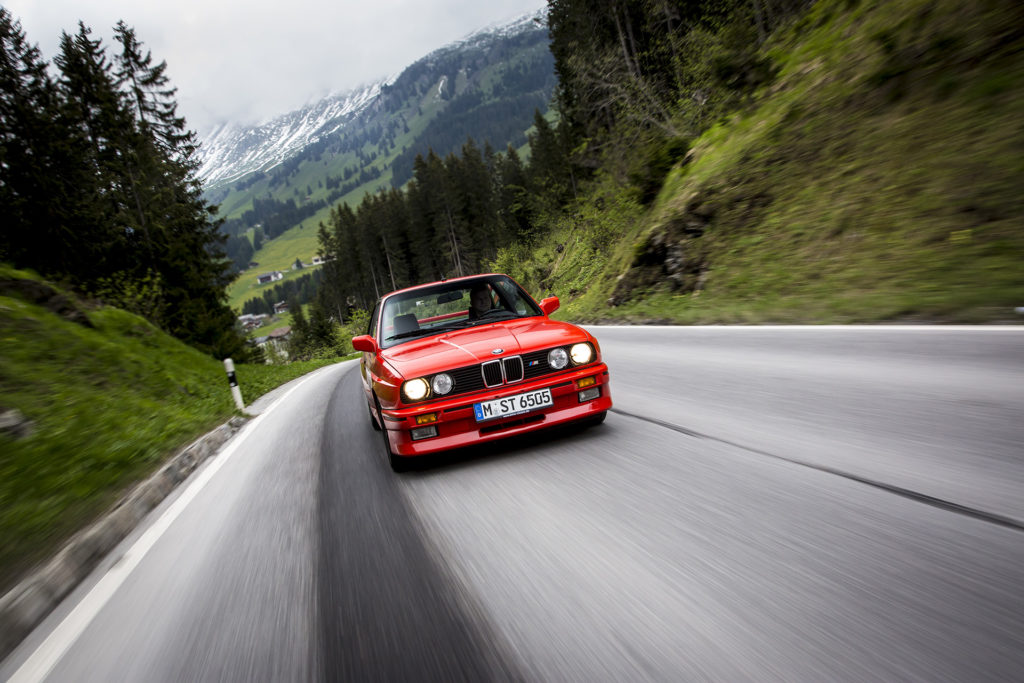 P90233585_highRes_the-bmw-m3-e30-09-20
