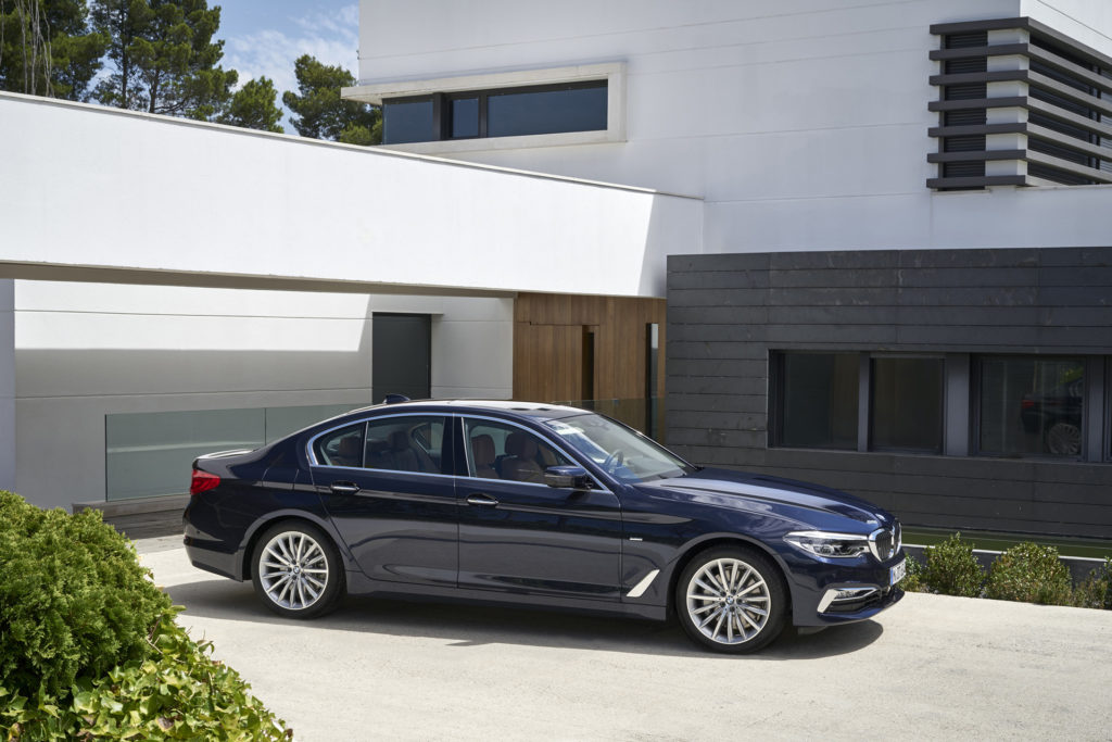 P90237295_highRes_the-new-bmw-5-series