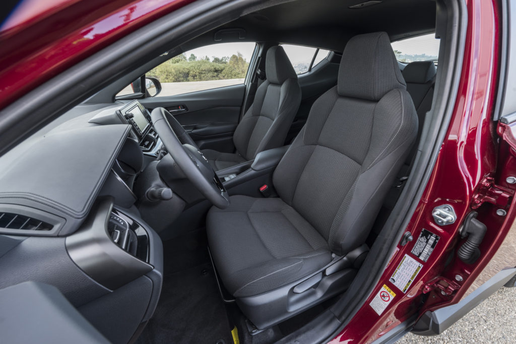 2018 Toyota C-HR_30