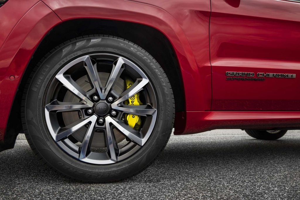 2018-jeep-grand-cherokee-trackhawk